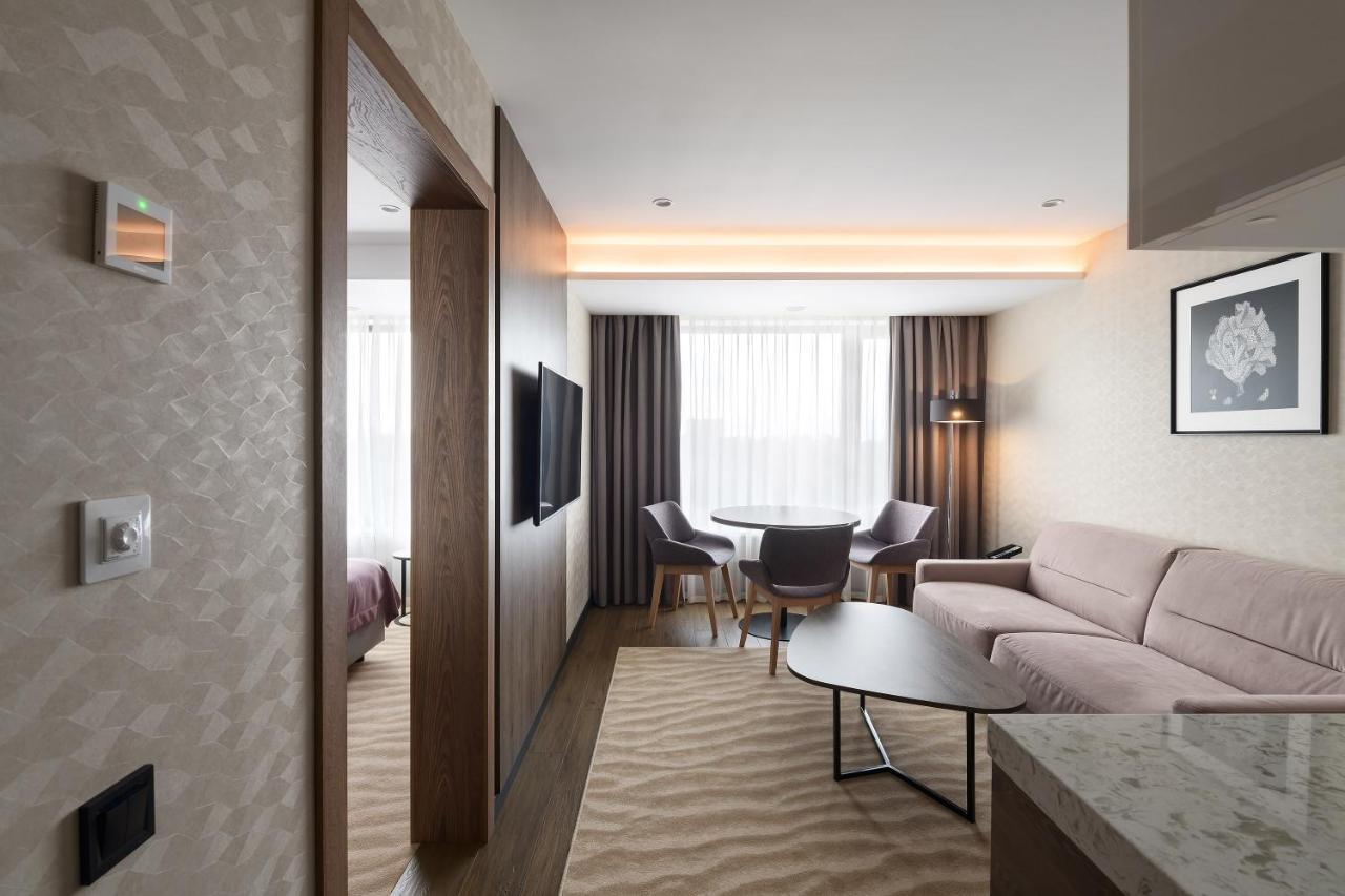 Premier Hotel אודסה מראה חיצוני תמונה Suite